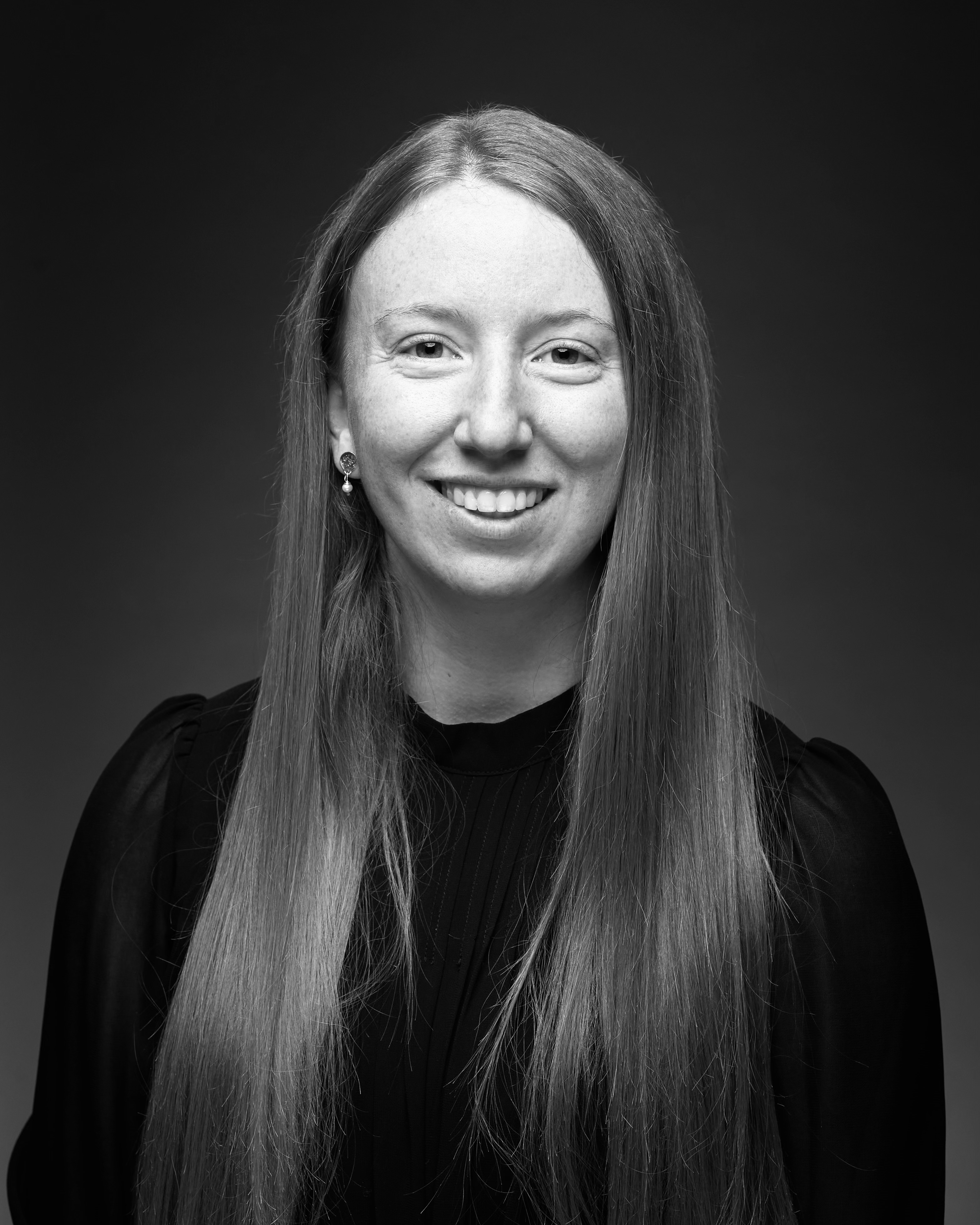 Ella McKenzie Headshot